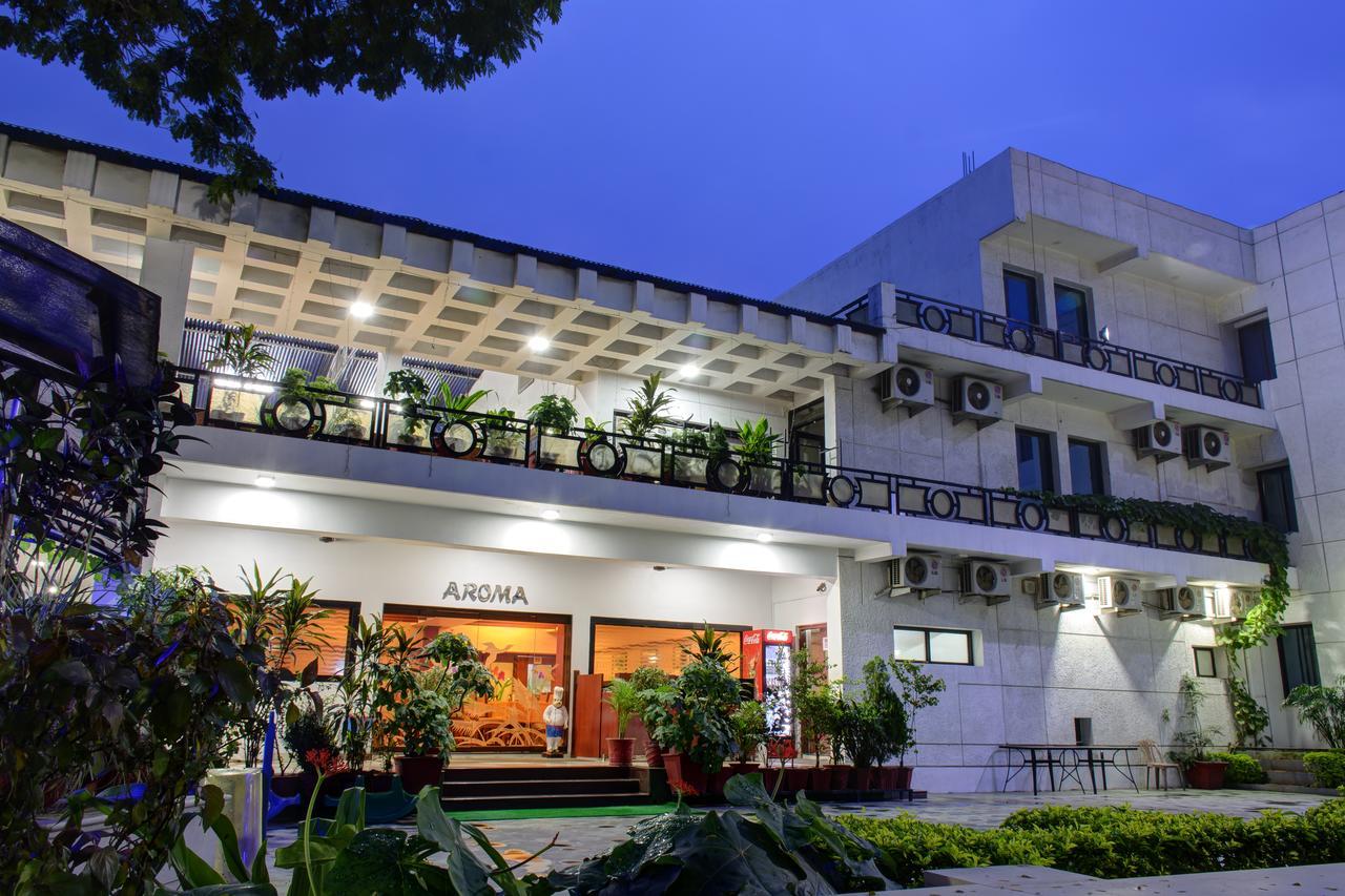 Blue Diamond The Hotel Korba Екстериор снимка